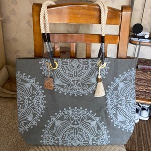 Karma jute beach tote